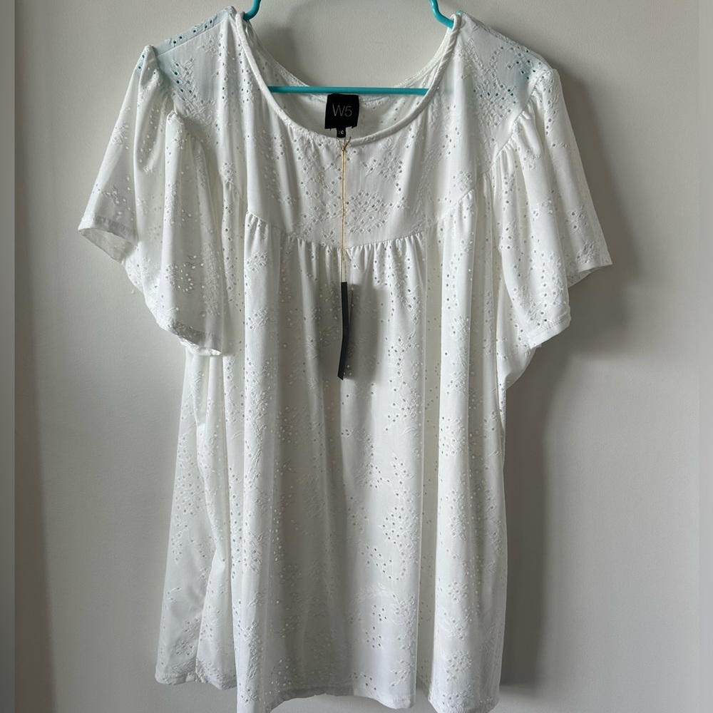 W5 White Eyelet Top